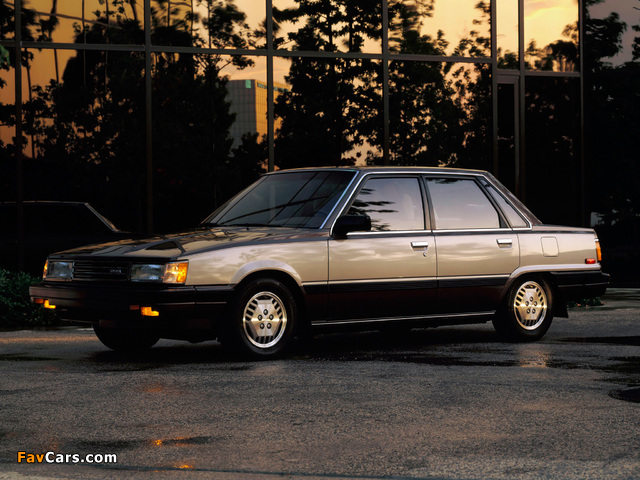 Pictures of Toyota Camry LE US-spec (V10) 1984–86 (640 x 480)
