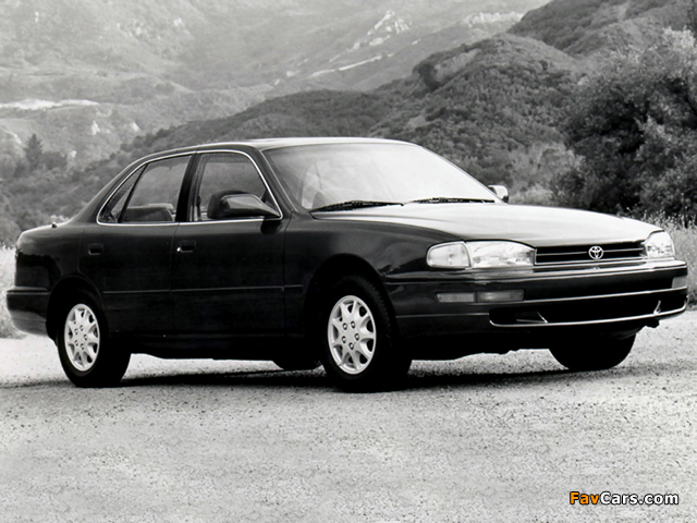 Pictures of Toyota Camry US-spec (XV10) 1991–96 (640 x 480)