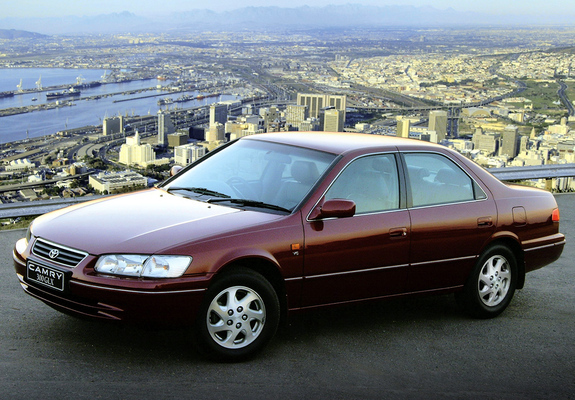 Pictures of Toyota Camry ZA-spec (MCV21) 2000–02