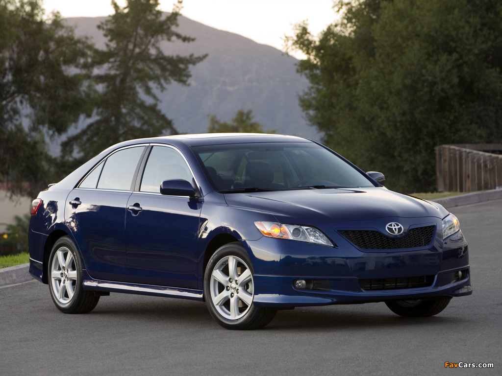 Pictures of Toyota Camry SE 2006–09 (1024 x 768)