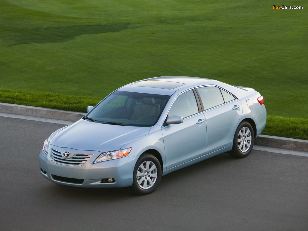 Pictures of Toyota Camry XLE 2006–09 (1024 x 768)
