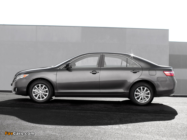 Pictures of Toyota Camry Sedan 2009–11 (640 x 480)