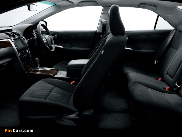 Pictures of Toyota Camry Hybrid JP-spec 2011 (640 x 480)