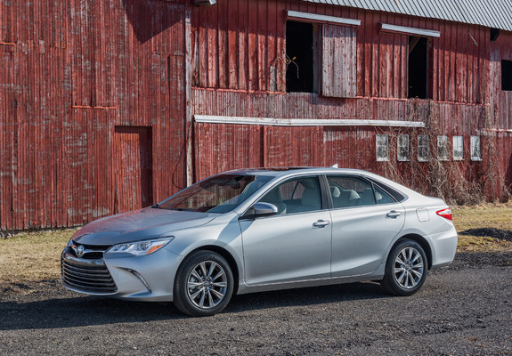 Pictures of 2015 Toyota Camry XLE 2014