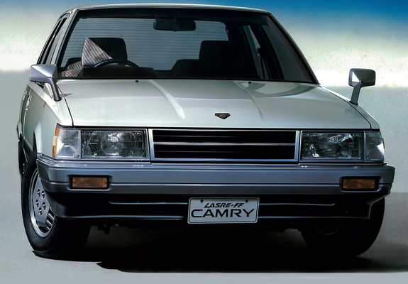 Toyota Camry JP-spec (V10) 1982–84 photos