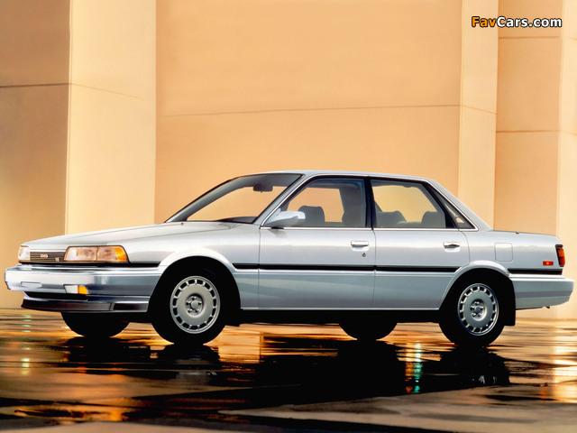 Toyota Camry Sedan LE US-spec 1986–90 photos (640 x 480)