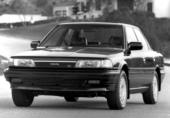 Toyota Camry Sedan LE US-spec 1986–90 photos