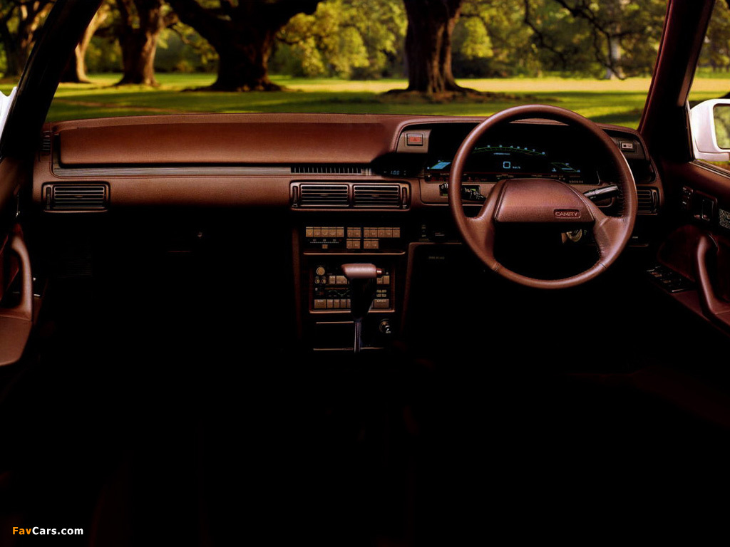 Toyota Camry Sedan JP-spec (V20) 1986–90 photos (1024 x 768)