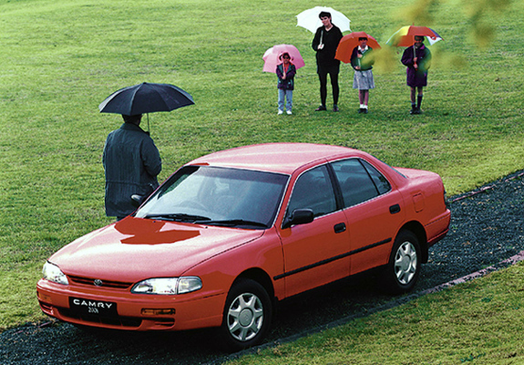 Toyota Camry ZA-spec (XV10) 1993–97 photos