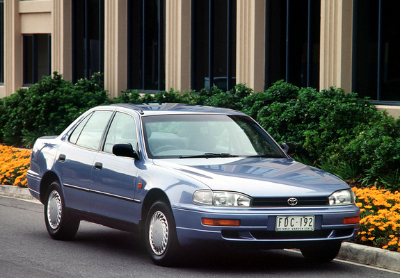 Toyota Camry AU-spec (XV10) 1993–97 wallpapers