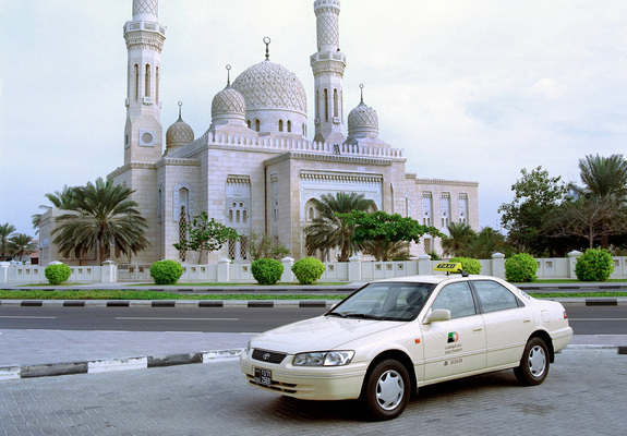Toyota Camry Taxi (MCV21) 1997–99 images