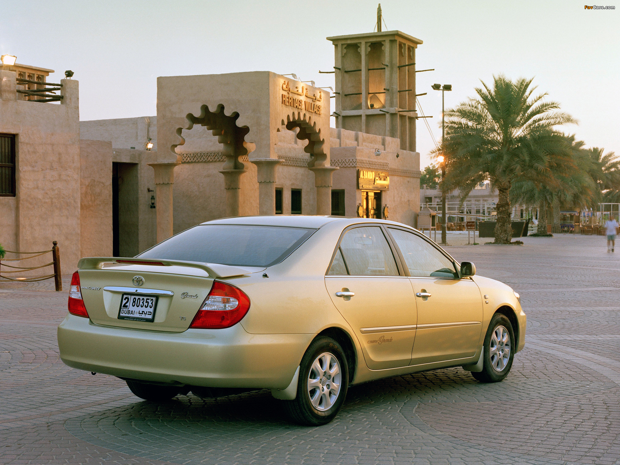 Toyota Camry UAE-spec (ACV30) 2002–04 pictures (2048 x 1536)