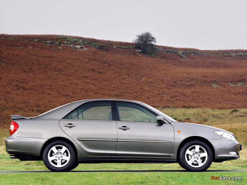 Toyota Camry UK-spec (ACV30) 2002–06 pictures (800 x 600)