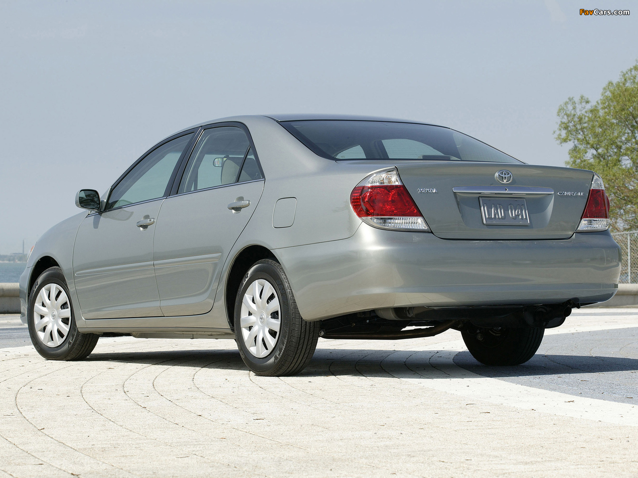 Toyota Camry LE US-spec (ACV30) 2004–06 images (1280 x 960)