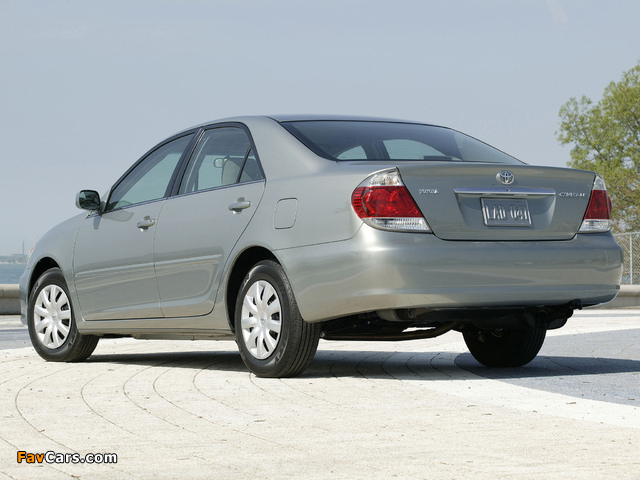 Toyota Camry LE US-spec (ACV30) 2004–06 images (640 x 480)