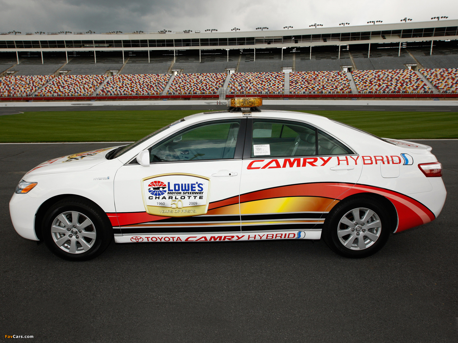 Toyota Camry Hybrid NASCAR Pace Car 2009 images (1600 x 1200)