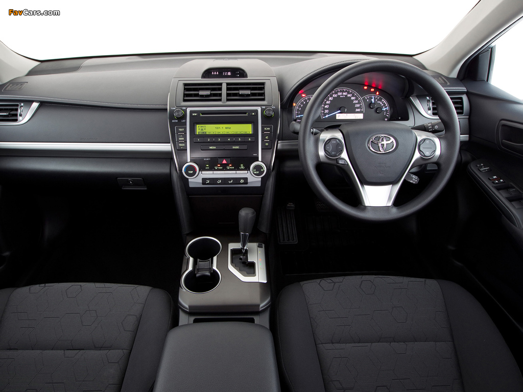 Toyota Camry Altise 2011 photos (1024 x 768)