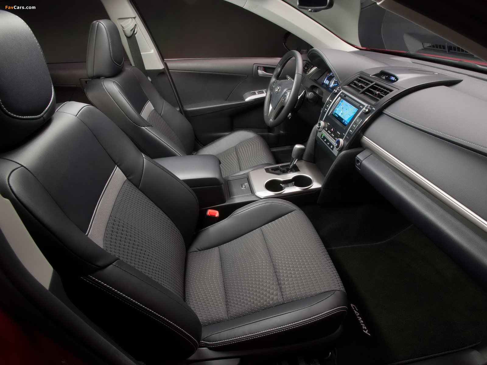 Toyota Camry SE 2011 pictures (1600 x 1200)