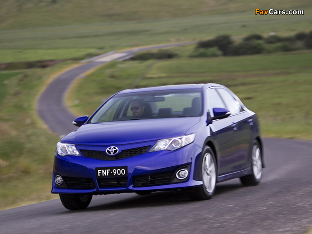 Toyota Camry Atara SX 2011 pictures (640 x 480)