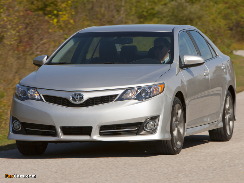 Toyota Camry SE 2011 pictures (800 x 600)