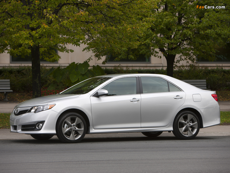 Toyota Camry SE 2011 pictures (800 x 600)