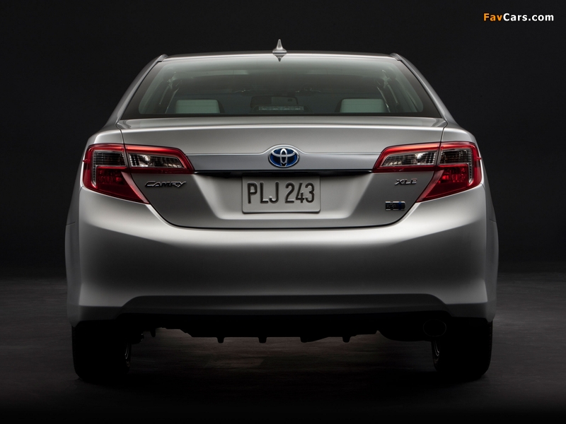 Toyota Camry Hybrid US-spec 2011 wallpapers (800 x 600)
