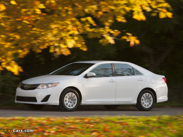 Toyota Camry Hybrid US-spec 2011 wallpapers (640 x 480)