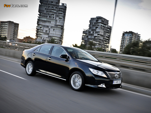 Toyota Camry CIS-spec 2011 wallpapers (640 x 480)