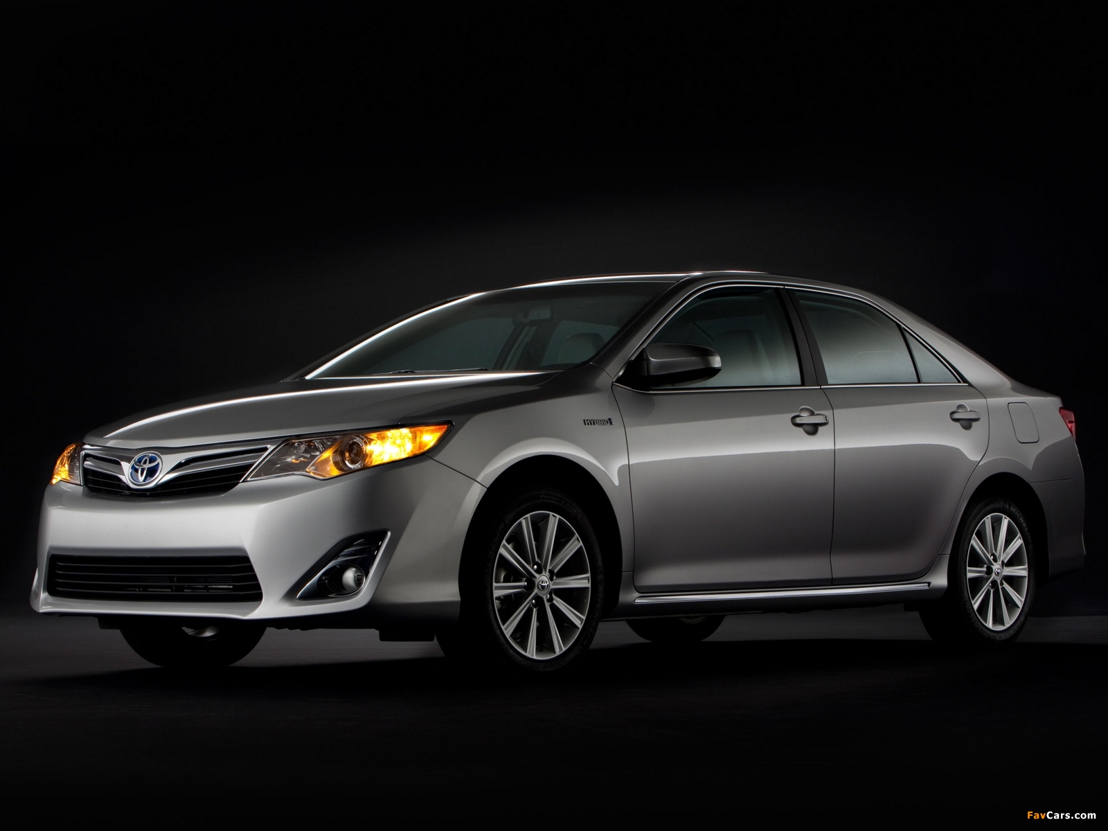 Toyota Camry Hybrid US-spec 2011 wallpapers (1600 x 1200)