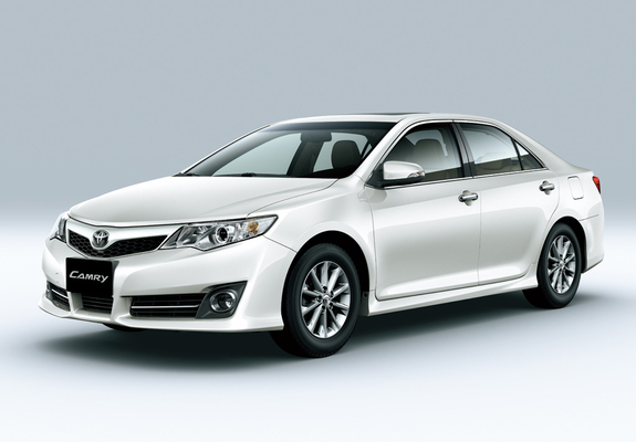 Toyota Camry GL UAE-spec 2011 wallpapers