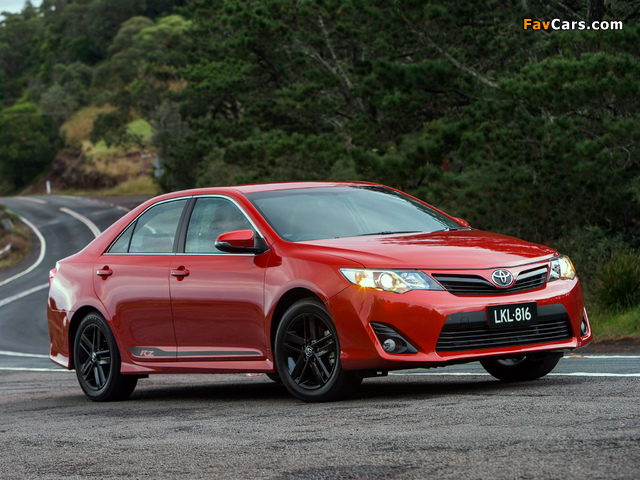 Toyota Camry RZ 2014 images (640 x 480)