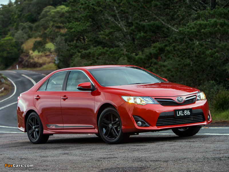 Toyota Camry RZ 2014 images (800 x 600)