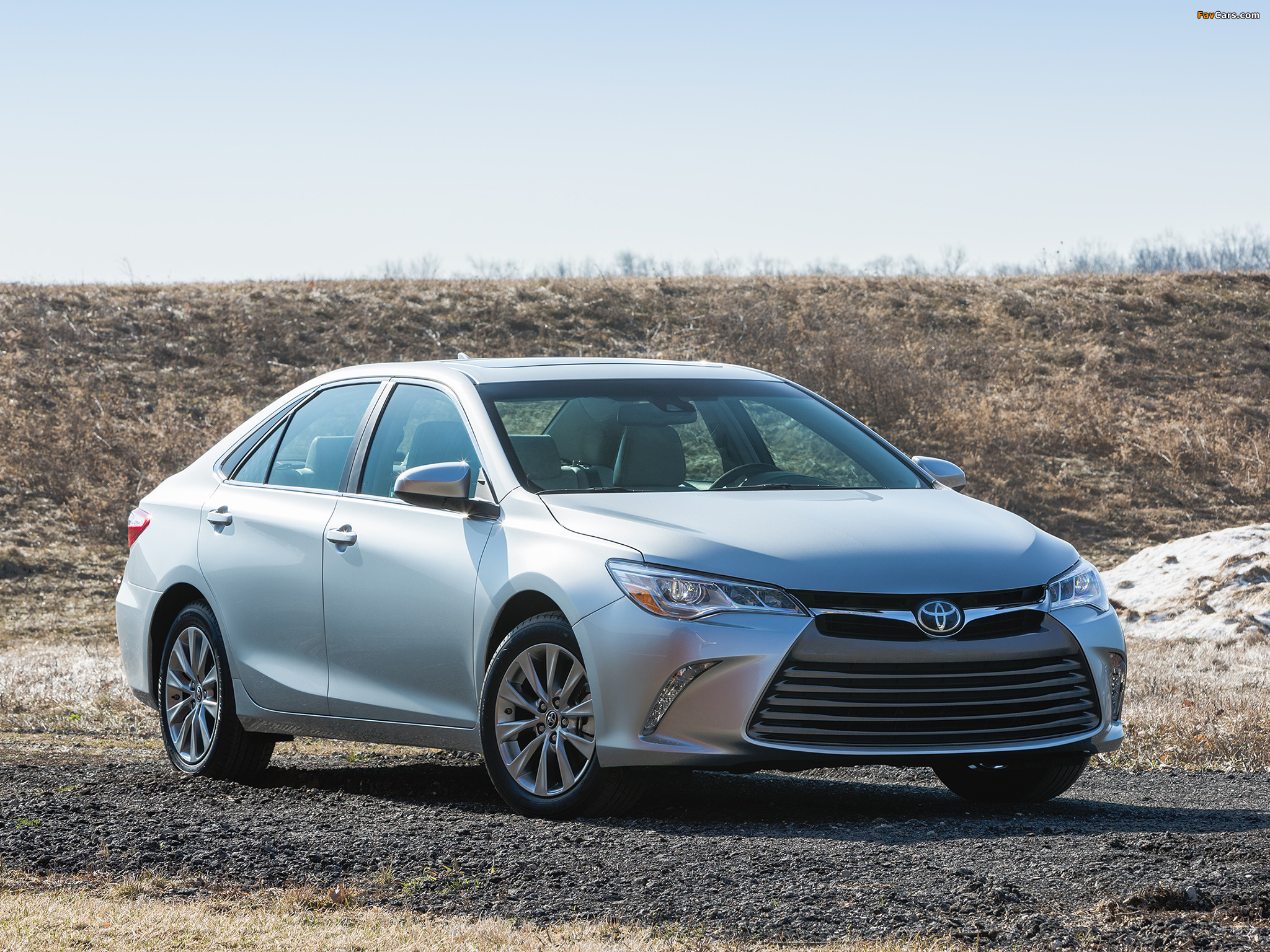 2015 Toyota Camry XLE 2014 pictures (2048 x 1536)