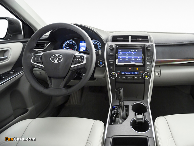 2015 Toyota Camry XLE 2014 pictures (640 x 480)