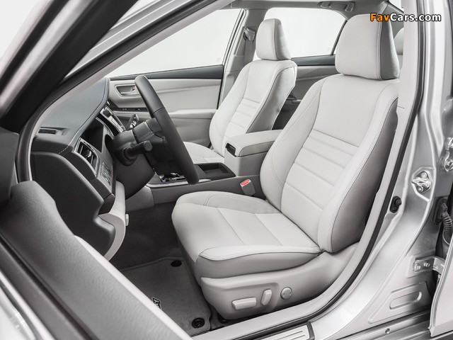 2015 Toyota Camry XLE 2014 wallpapers (640 x 480)