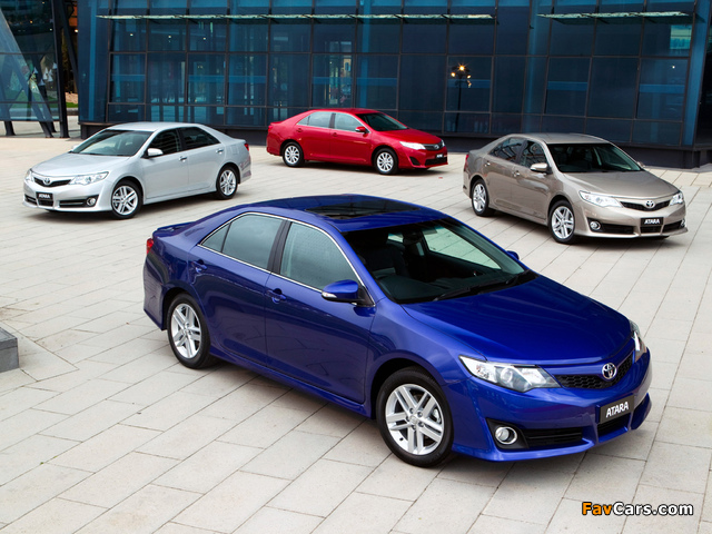 Toyota Camry pictures (640 x 480)