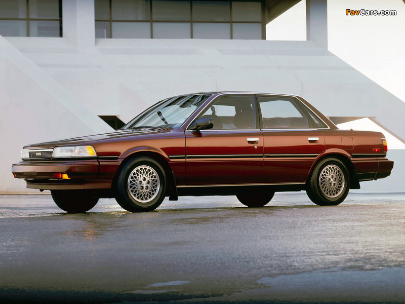 Toyota Camry Sedan LE US-spec 1986–90 wallpapers (800 x 600)