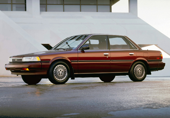 Toyota Camry Sedan LE US-spec 1986–90 wallpapers