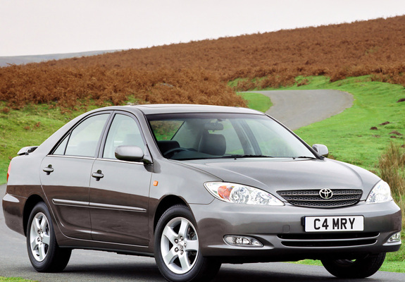 Toyota Camry UK-spec (ACV30) 2002–06 wallpapers