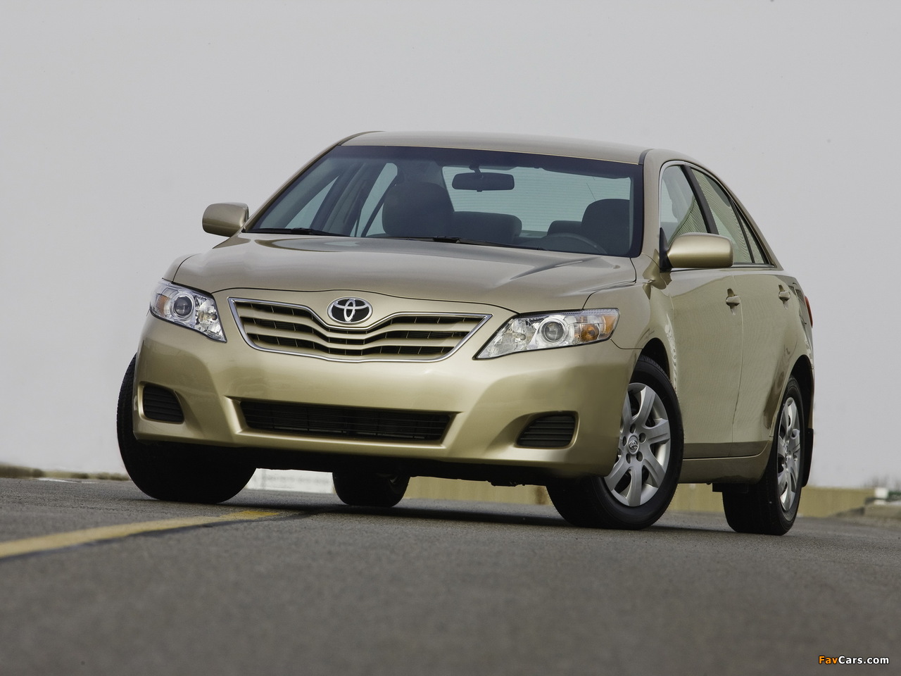 Toyota Camry LE 2009–11 wallpapers (1280 x 960)