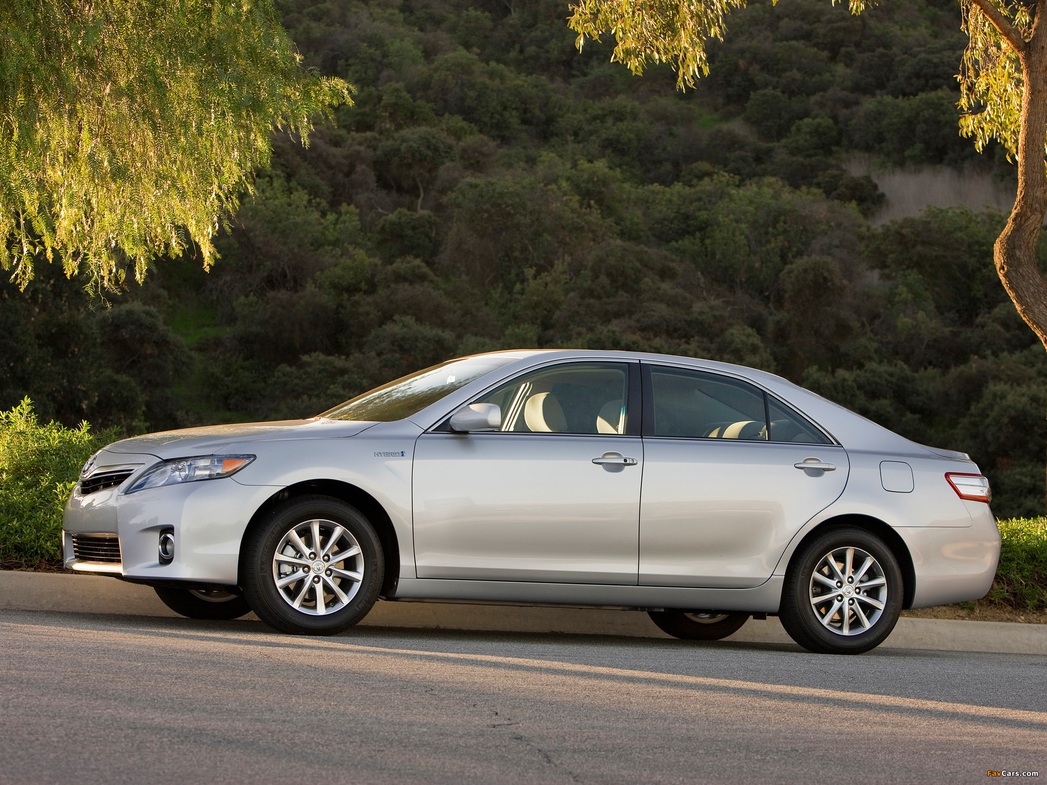 Toyota Camry Hybrid 2009–11 wallpapers (2048 x 1536)
