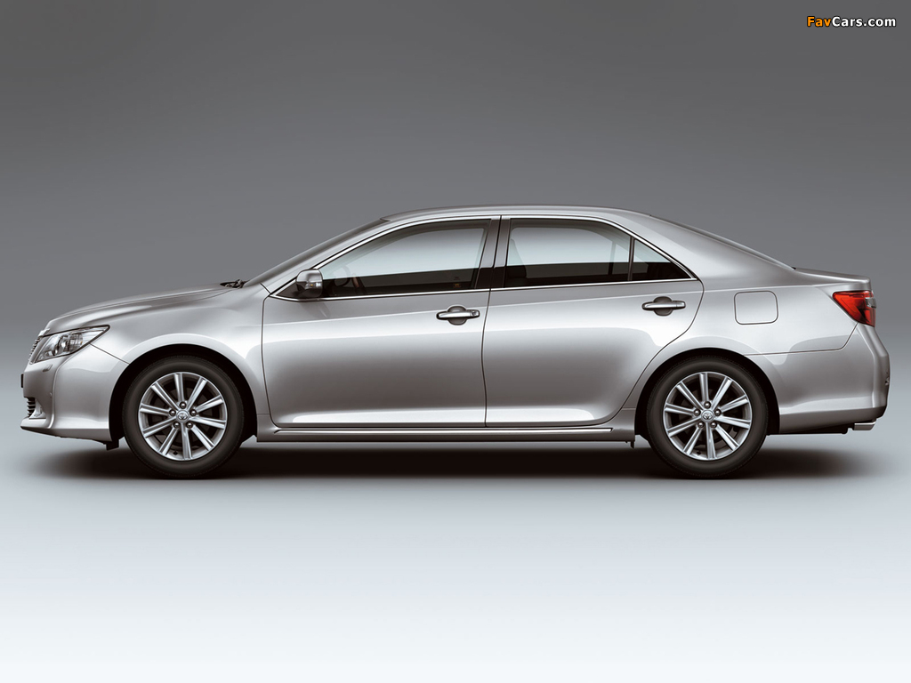 Toyota Camry CIS-spec 2011 wallpapers (1024 x 768)