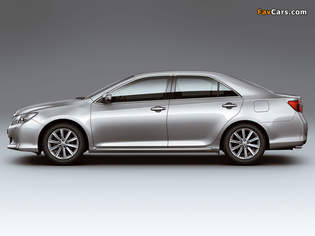 Toyota Camry CIS-spec 2011 wallpapers (640 x 480)