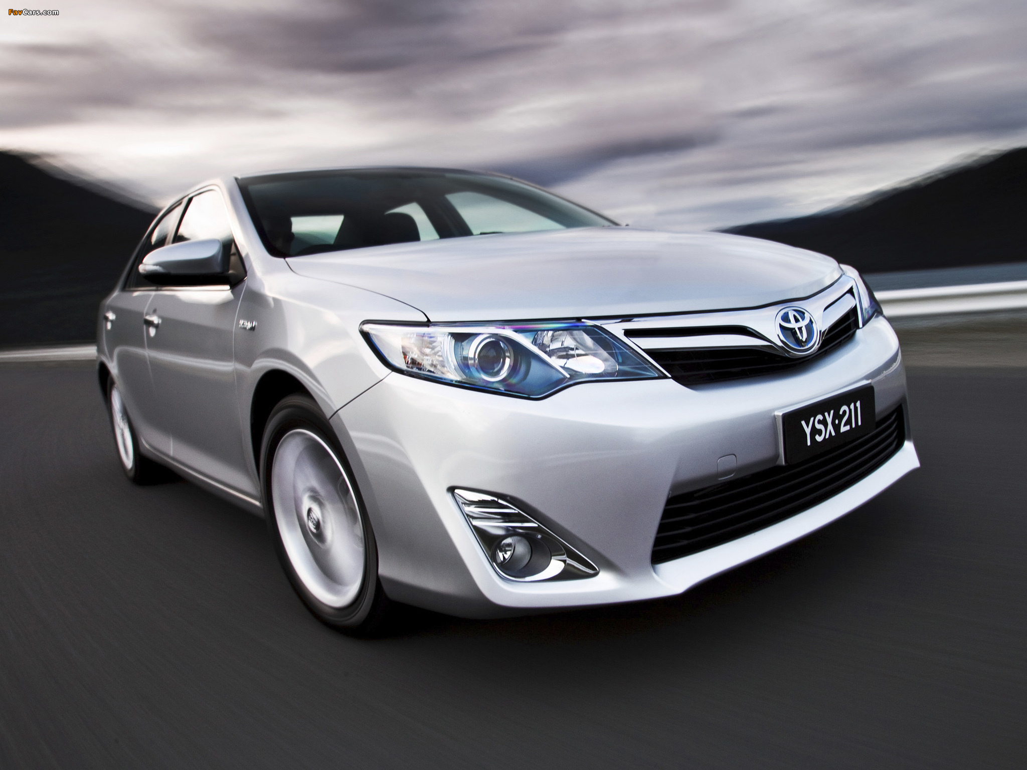 Toyota Camry Hybrid AU-spec 2011 wallpapers (2048 x 1536)