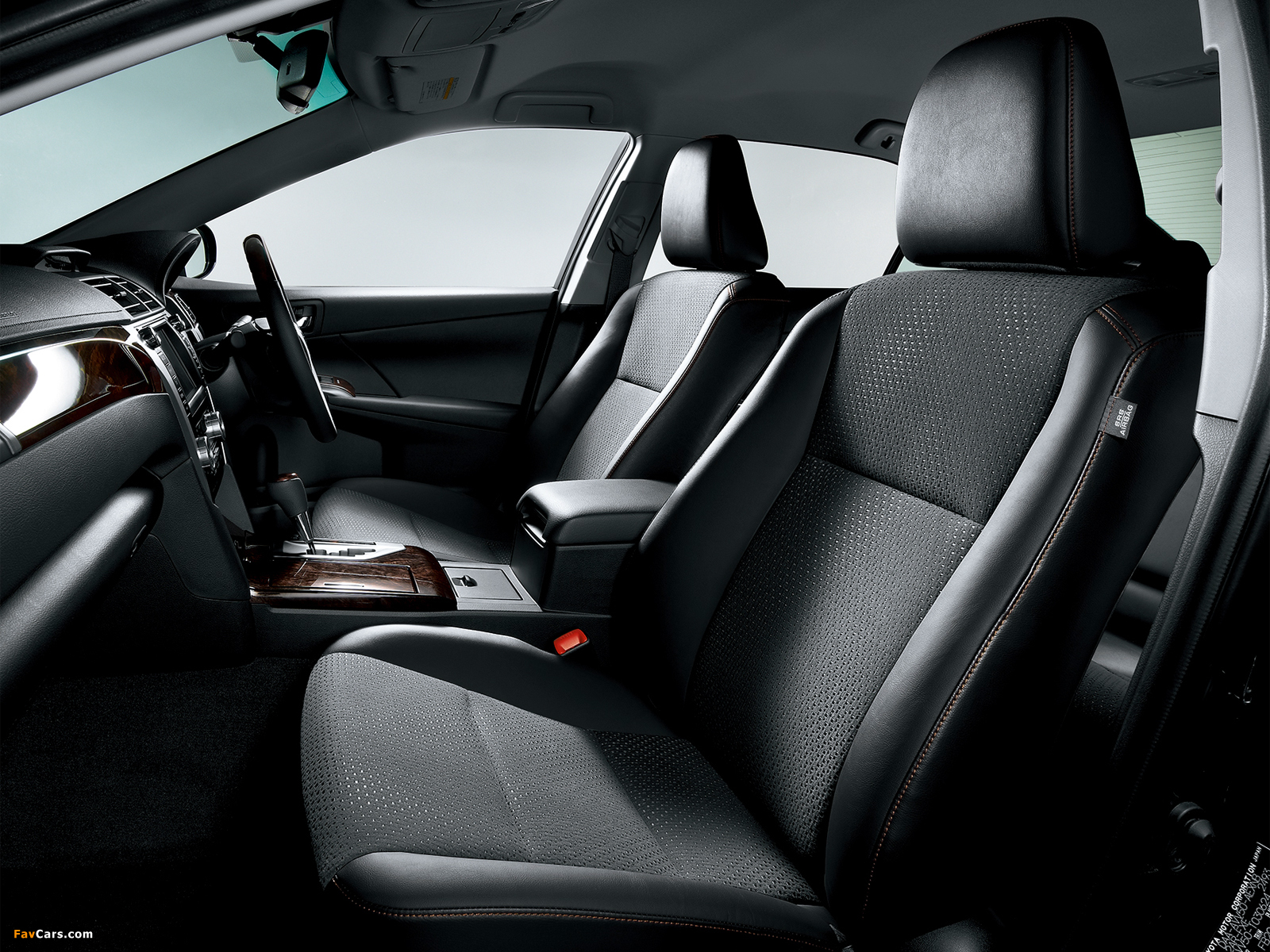 Toyota Camry G Package Premium Black 2013 wallpapers (1600 x 1200)