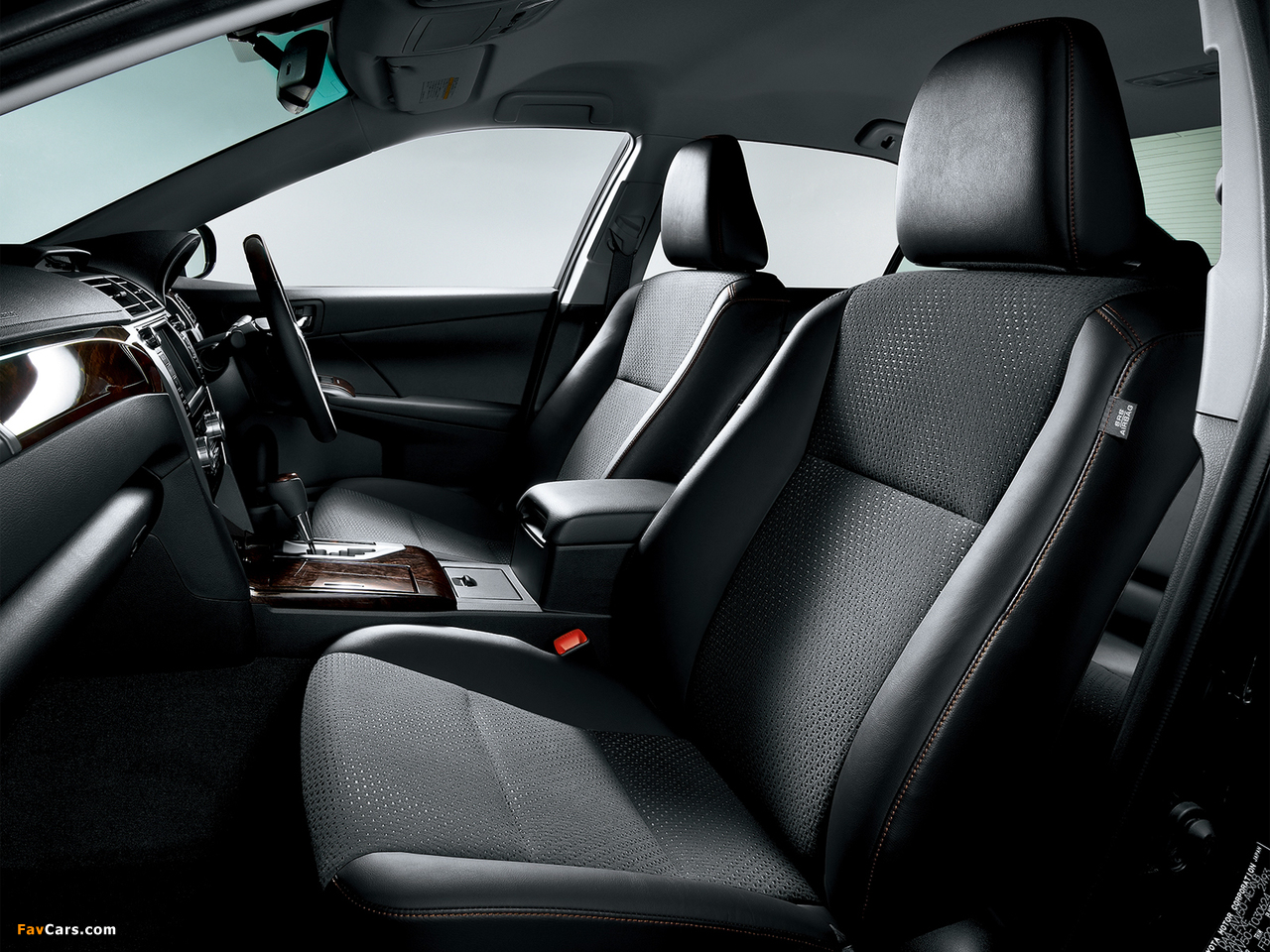 Toyota Camry G Package Premium Black 2013 wallpapers (1280 x 960)