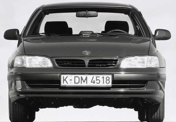 Toyota Carina E 1996–97 images