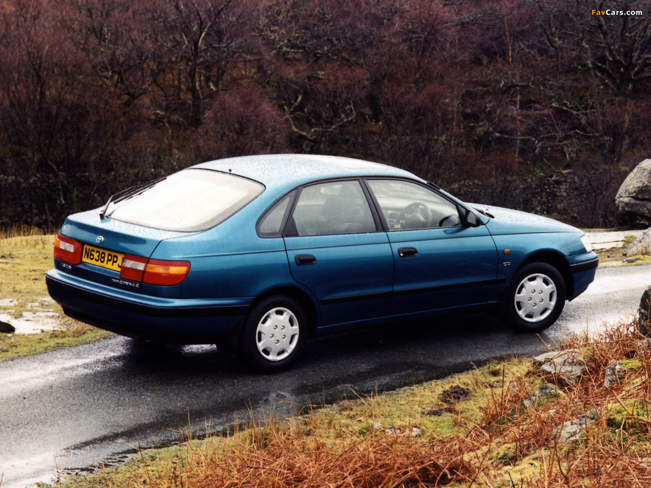 Toyota Carina E Liftback UK-spec 1996–97 pictures (1280 x 960)