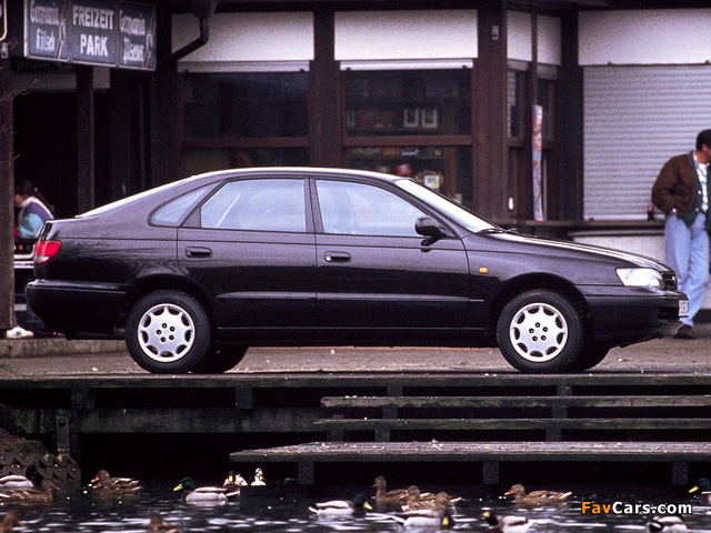 Toyota Carina E Liftback (ST190) 1992–95 wallpapers (640 x 480)