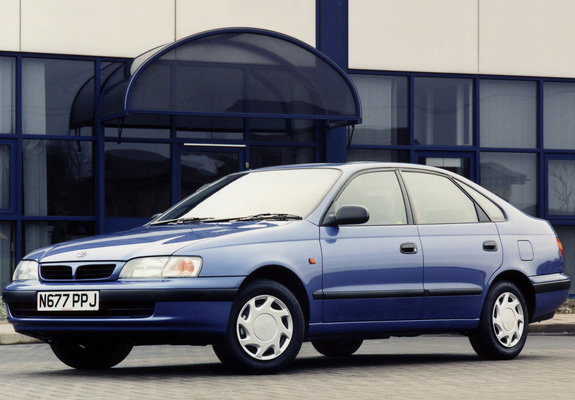 Toyota Carina E Liftback UK-spec 1996–97 wallpapers